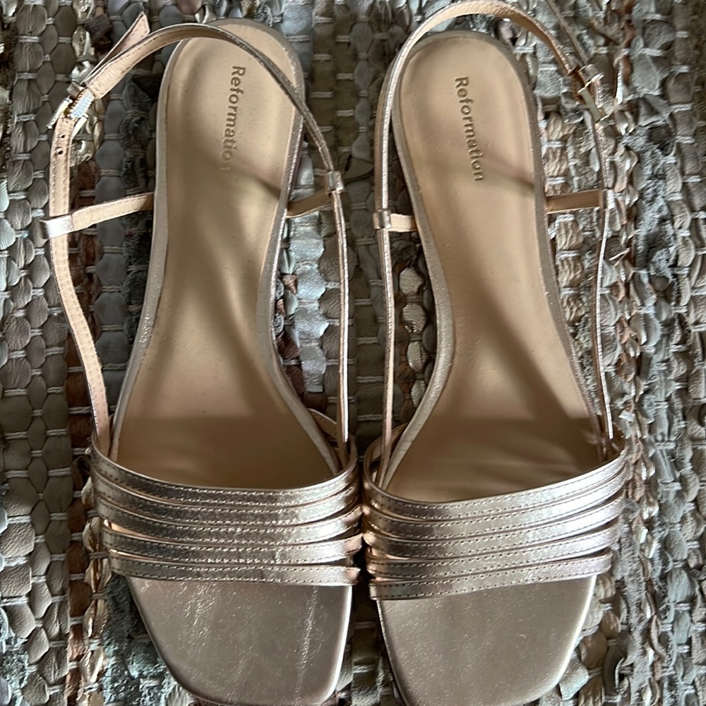 Reformation Lattice sandals size 7 new never used - no box